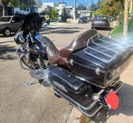 HARLEY-DAVIDSON ELECTRA GLIDE CLASSIC 
